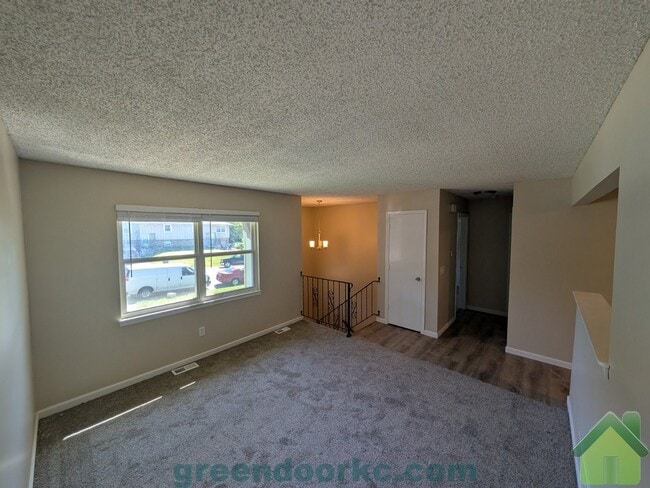 Photo - 12221 S Sycamore St