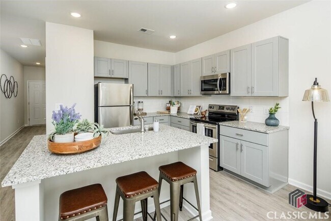 Photo - 4505 Lexington Rd Townhome