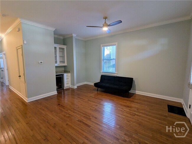 Photo - 305 E Duffy St Unit A