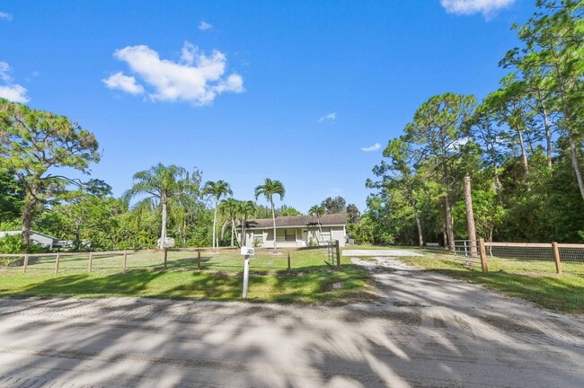 Photo - 13751 59th Ln N