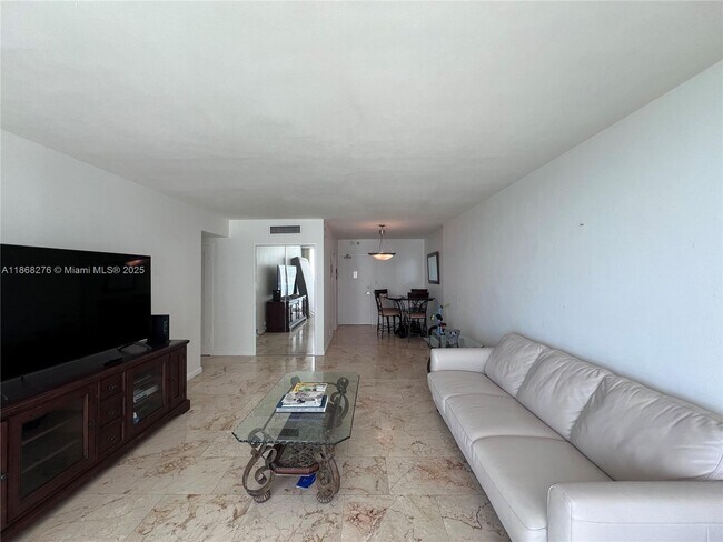 Photo - 1000 West Ave Unit 526