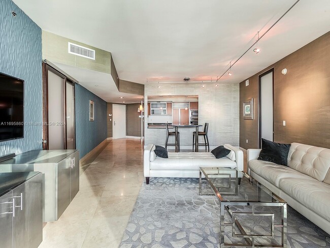 400 Alton Rd