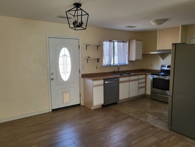 Photo - 3620 N Treasure Dr