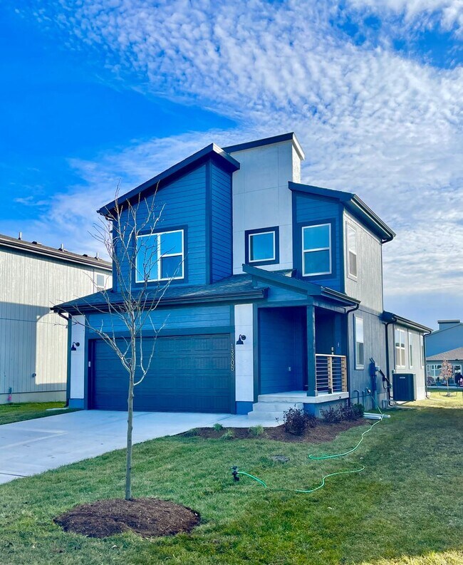 {13305} New Construction 1.5 Story in Beau... - {13305} New Construction 1.5 Story in Beau... House