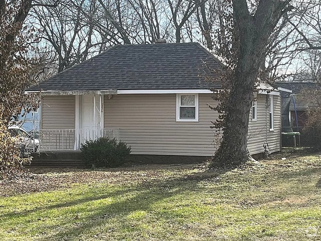 Building Photo - 2836 W Elm St Rental