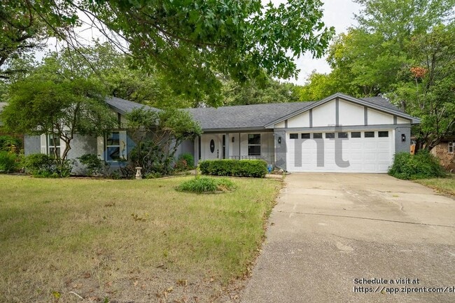 Photo - 6829 Shadydale Dr