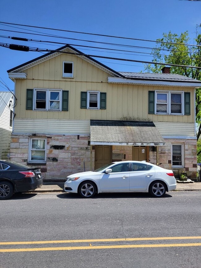 Photo - 805 Front St Unidad 1st FL Right