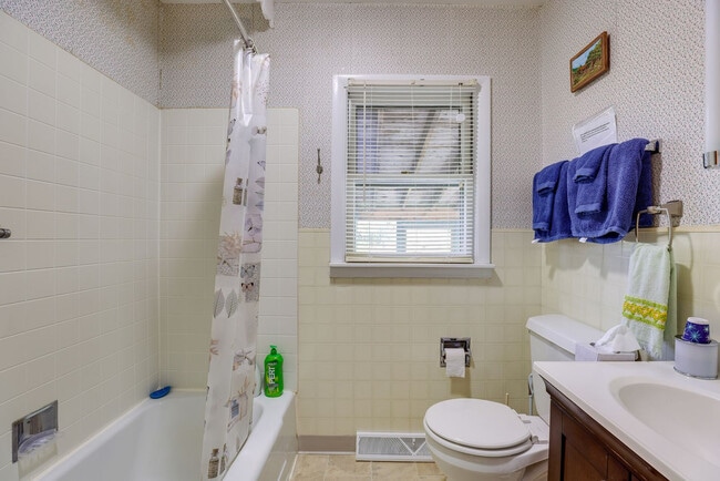 2 Deo St Unit SI ID1546340P