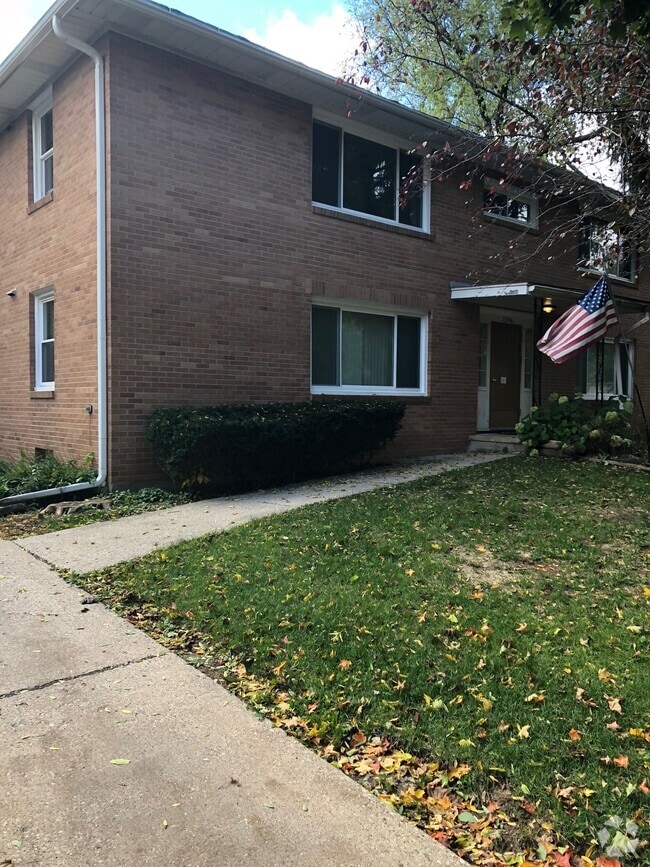 Building Photo - 1306 Jewel Ct Unit 1 Rental