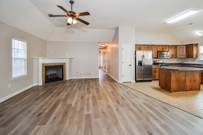 Photo - 7860 Ridgedale Dr