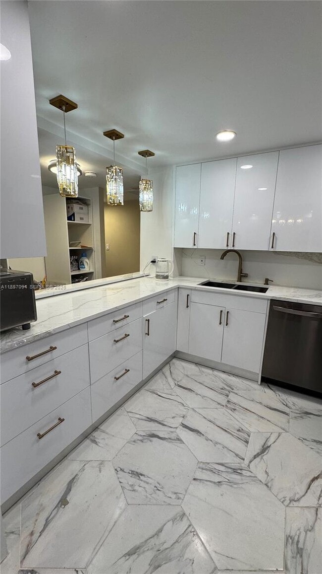 Photo - 1985 S Ocean Dr Unit 9G