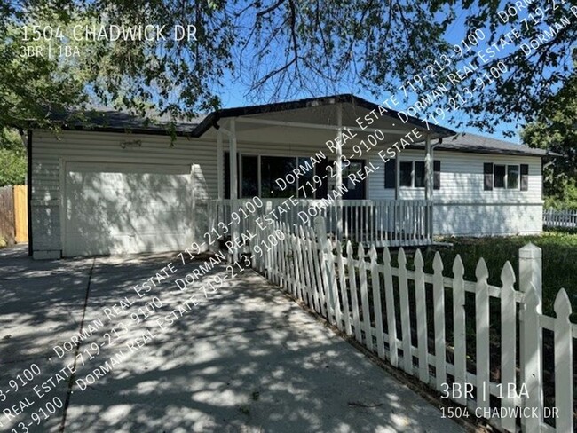 Photo - 1504 Chadwick Dr House