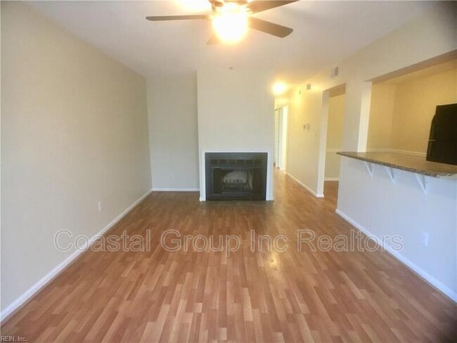 Photo - 715 Wolftrap Ln