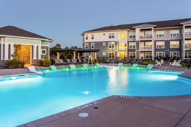 Element Barclay apartments — community photo