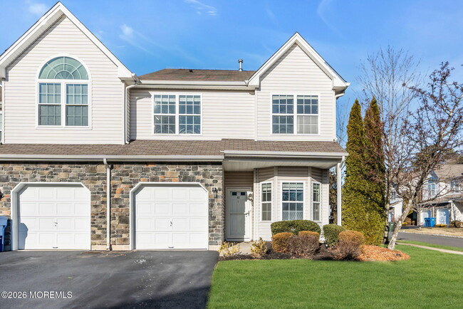 Building Photo - 40 Thistledown St