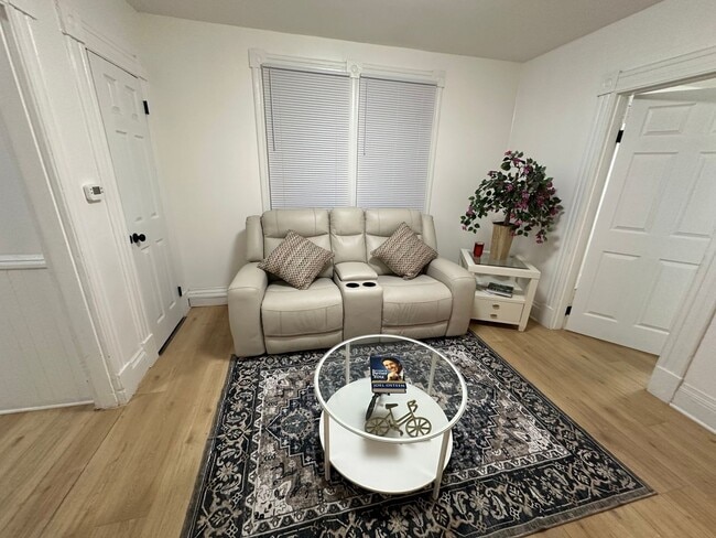 Photo - 63 Whitmore St