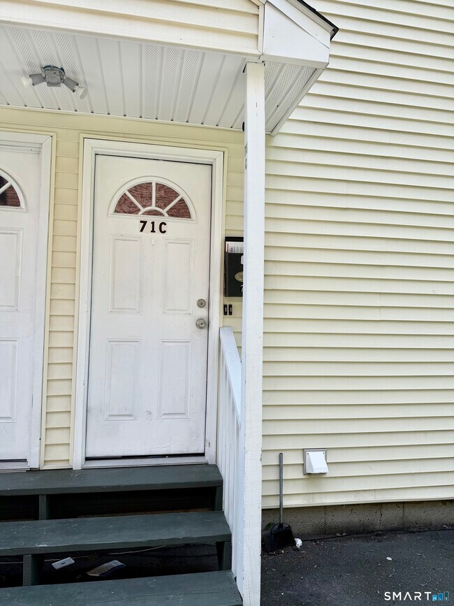71 Williams St Unit C