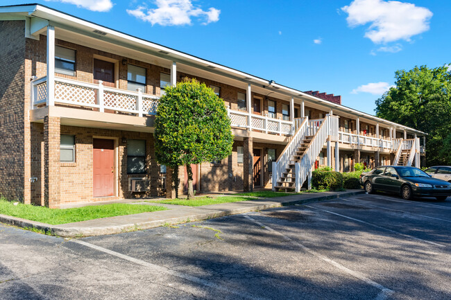 Creek Bend Apartments - Creek Bend Apartments