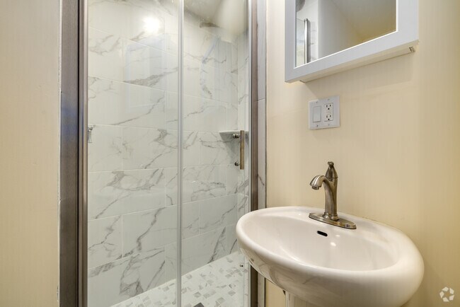 Studio - 136SF - Primary Bathroom
