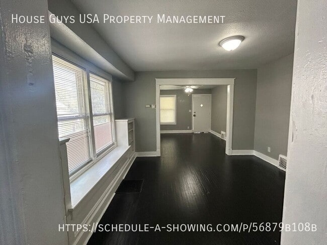 Photo - 2224 Quincy Ave
