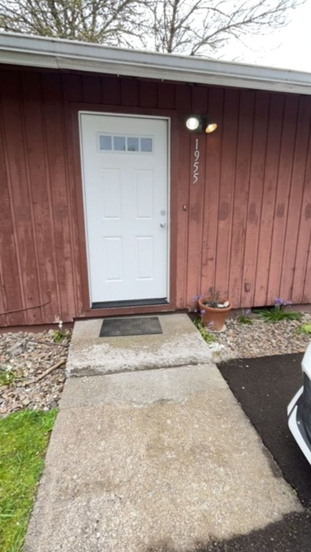 Building Photo - 2 Bedroom 1 bath in NW Corvallis Unit Hayes1955