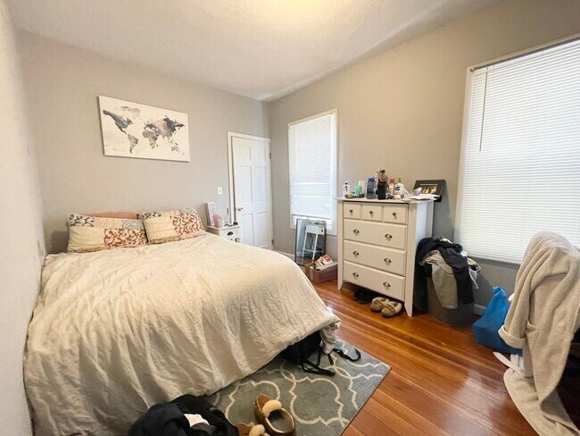 Photo - 25 Sudan St Unit 1