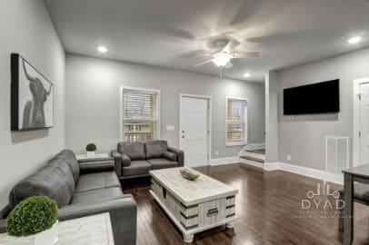 Photo - 418 Caldwell Dr