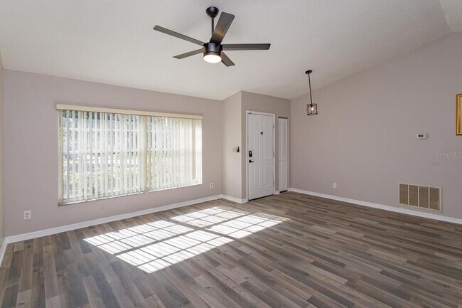 Photo - 5955 Kenlyn Ct