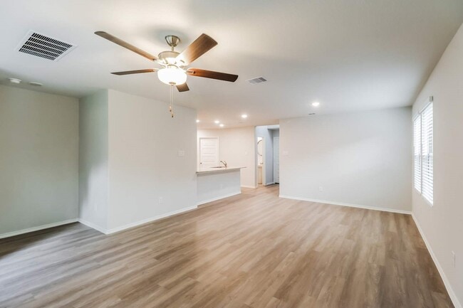 Photo - 24812 Scilla Wy