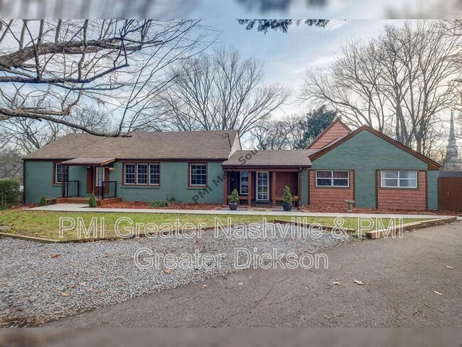 Building Photo - 1711 Golf St Rental