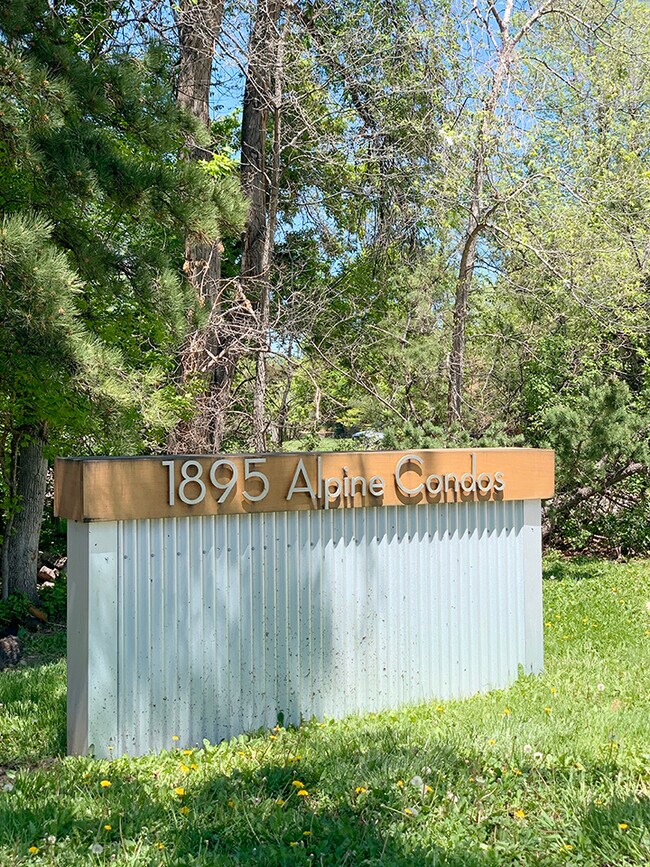 Property entrance - 1895 Alpine Ave Unidad I25