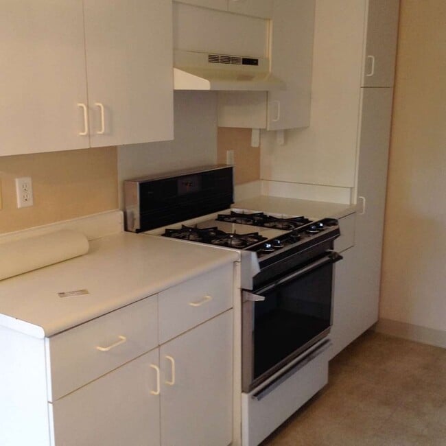 Photo - 2 BD / 1.5 BA Townhouse in Ewa Beach!