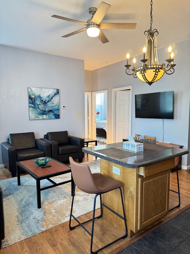 Photo - 110 1/2 E 6th St Unit 1