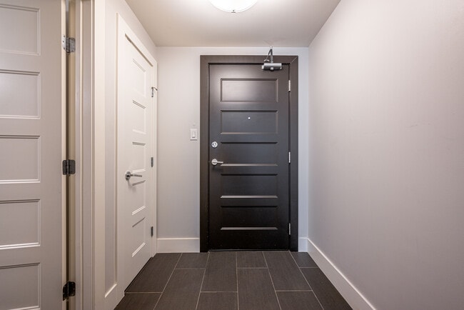 Building Photo - AK403 1 Bedroom Furnished Suite Unit 403