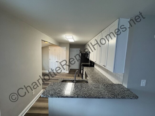 Photo - Nice updated ranch home