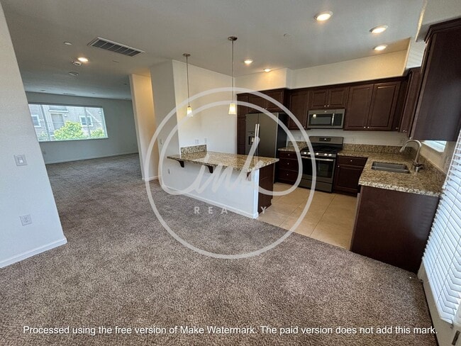 Photo - Beatiful Townhome off of Truckee River