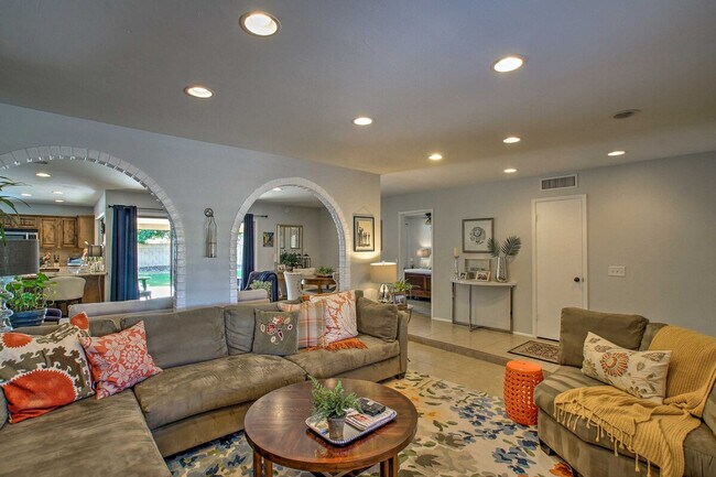 Photo - 8109 E Vía Sonrisa Unidad ID1385972P