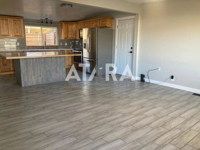 Photo - 3213 Rushton Ln