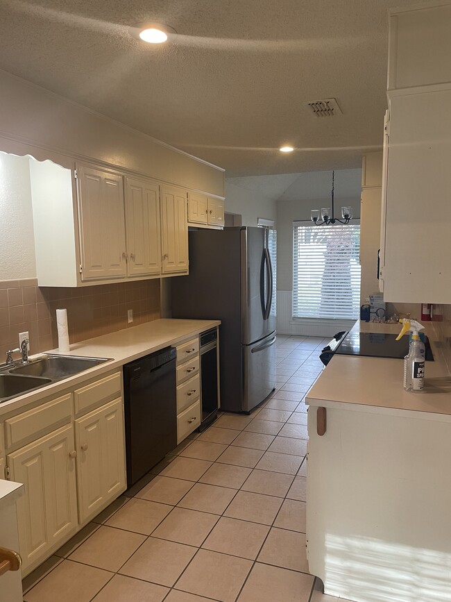 Photo - 1304 S Leon Ave