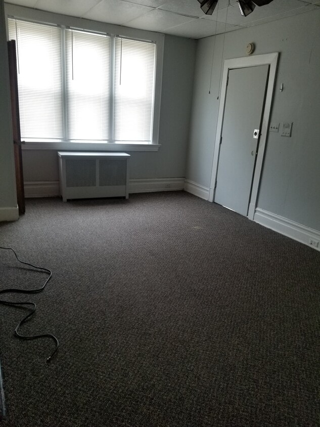 Photo - 5216 5th Ave (Pittsburgh, PA)