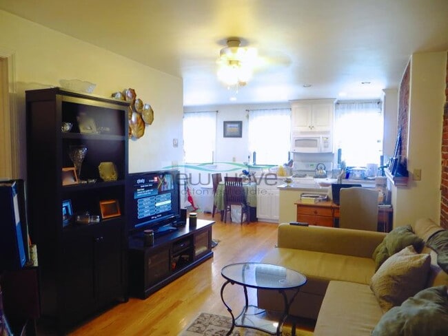 Photo - 73 Hudson St Unit 3