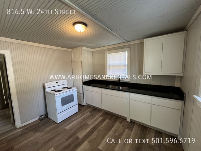 Photo - 816.5 W 24th St