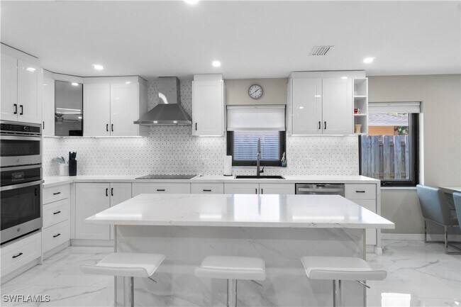 Photo - 659 108th Ave N