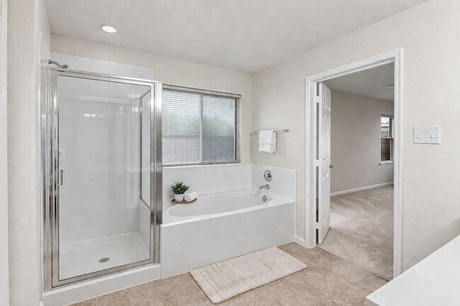 Photo - 3522 Brackenfern Rd