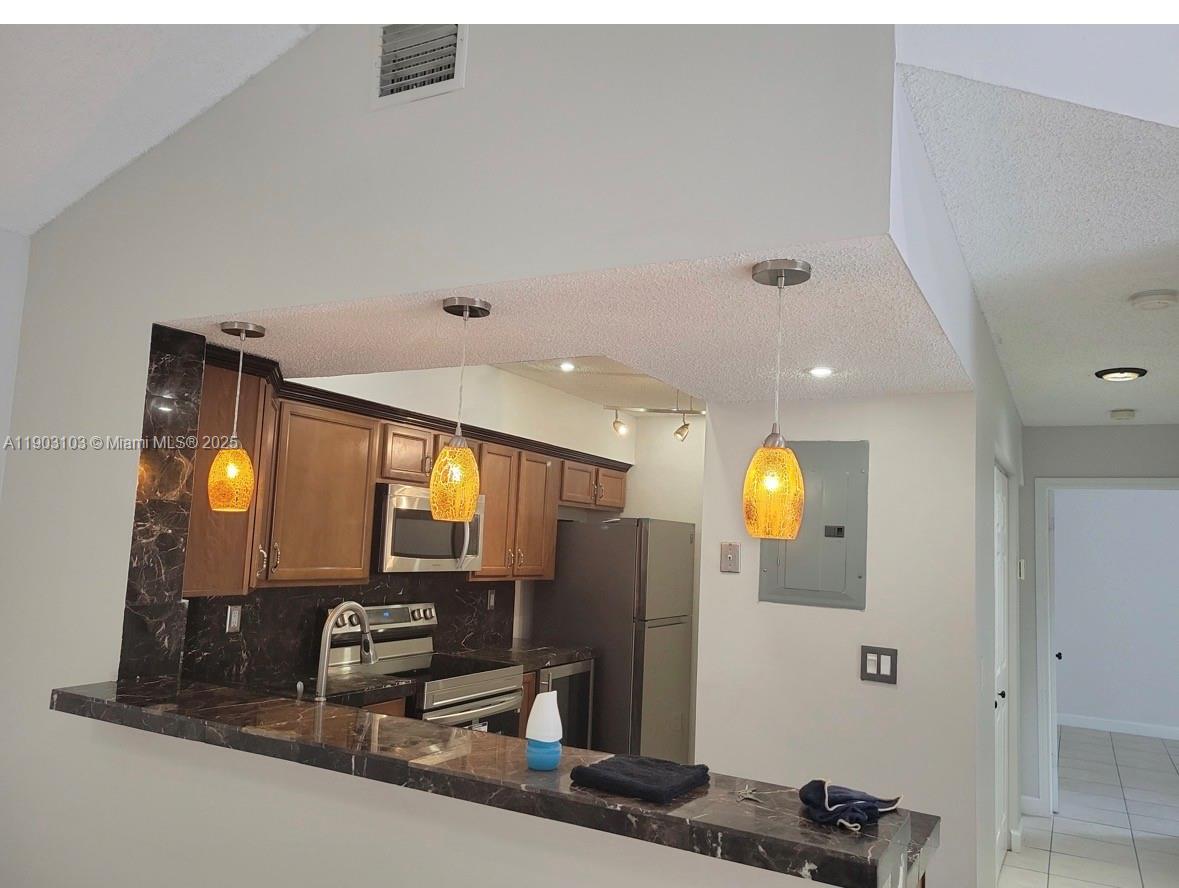 Photo - 18850 NW 57th Ave Unit 306