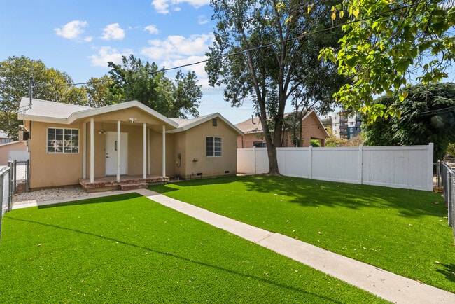 6906 Alabama Ave Unit 1