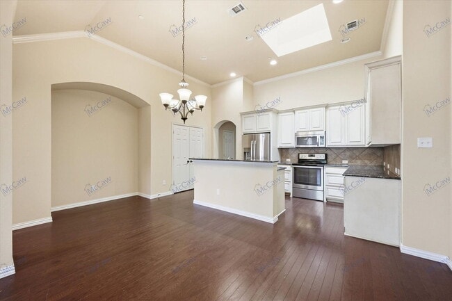 Photo - 5629 Hummingbird Ln