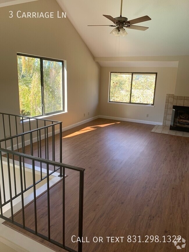 Building Photo - 3 Carriage Ln Rental