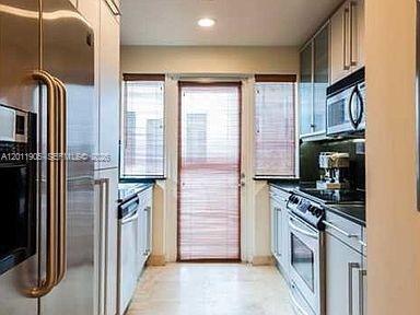 Photo - 208 Washington Ave