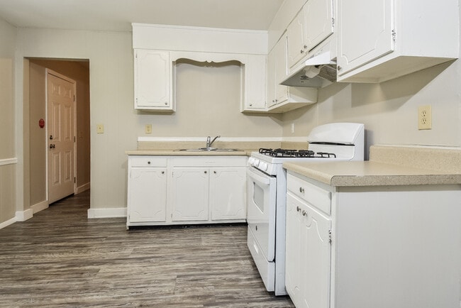 Photo - 1712 Gavin Dr